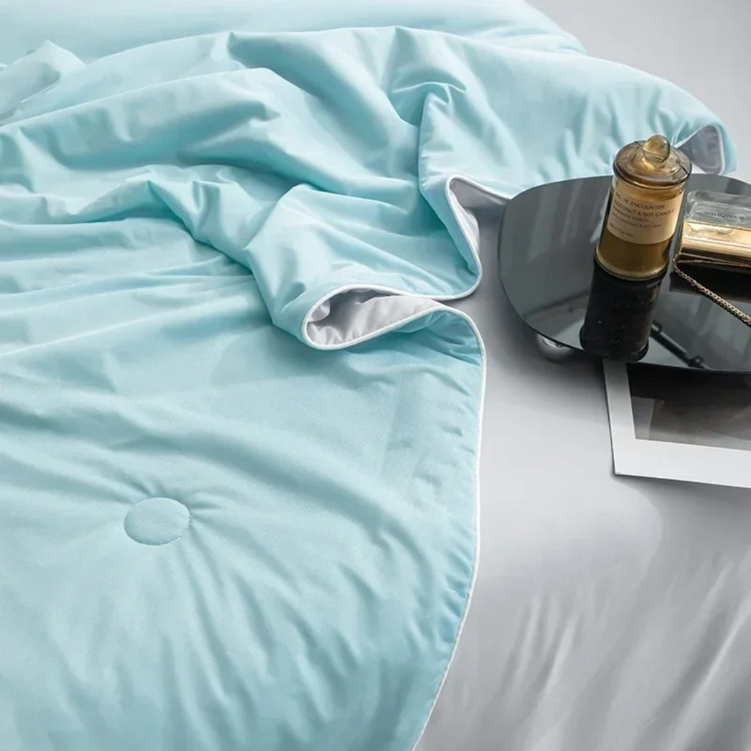 ChillyHug™ - Cooling Blanket